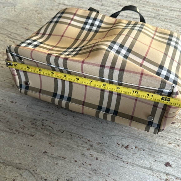 EUC AUTHENTIC Burberry nova check coated canvas handbag - Picture 15 of 16